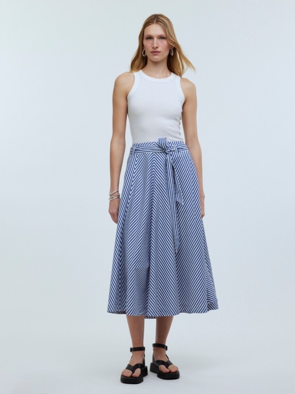 Madewell 100% Cotton Poplin Flared Midi Skirt - Blue White Stripe | Size 6 - Picture 2 of 8